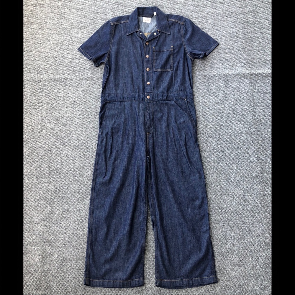 Levi’s short sleeve heritage jumpsuit size XL